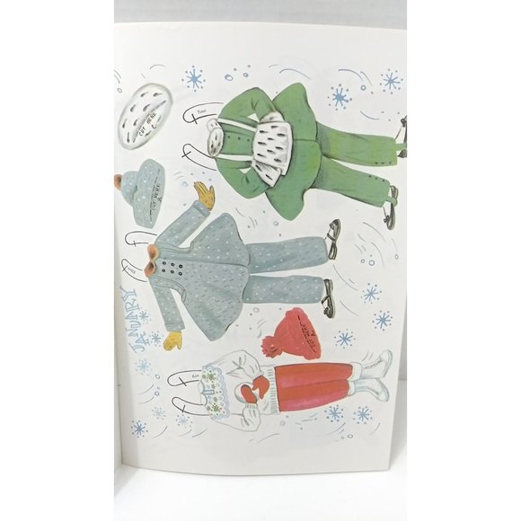 Vintage Saalfield paper dolls through the years UNCUT Paper Dolls book - Picture 5 of 9